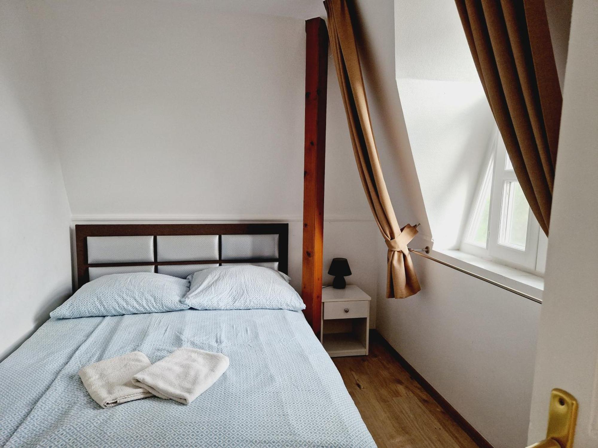 Balaton Apartman Fuered Balatonfured Exterior photo